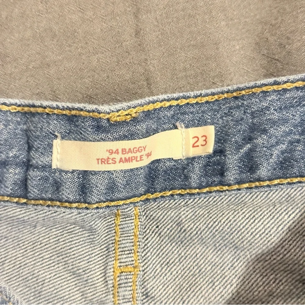 Levi's Light Blue Distressed Straight Leg Jeans - Picture 4 of 4